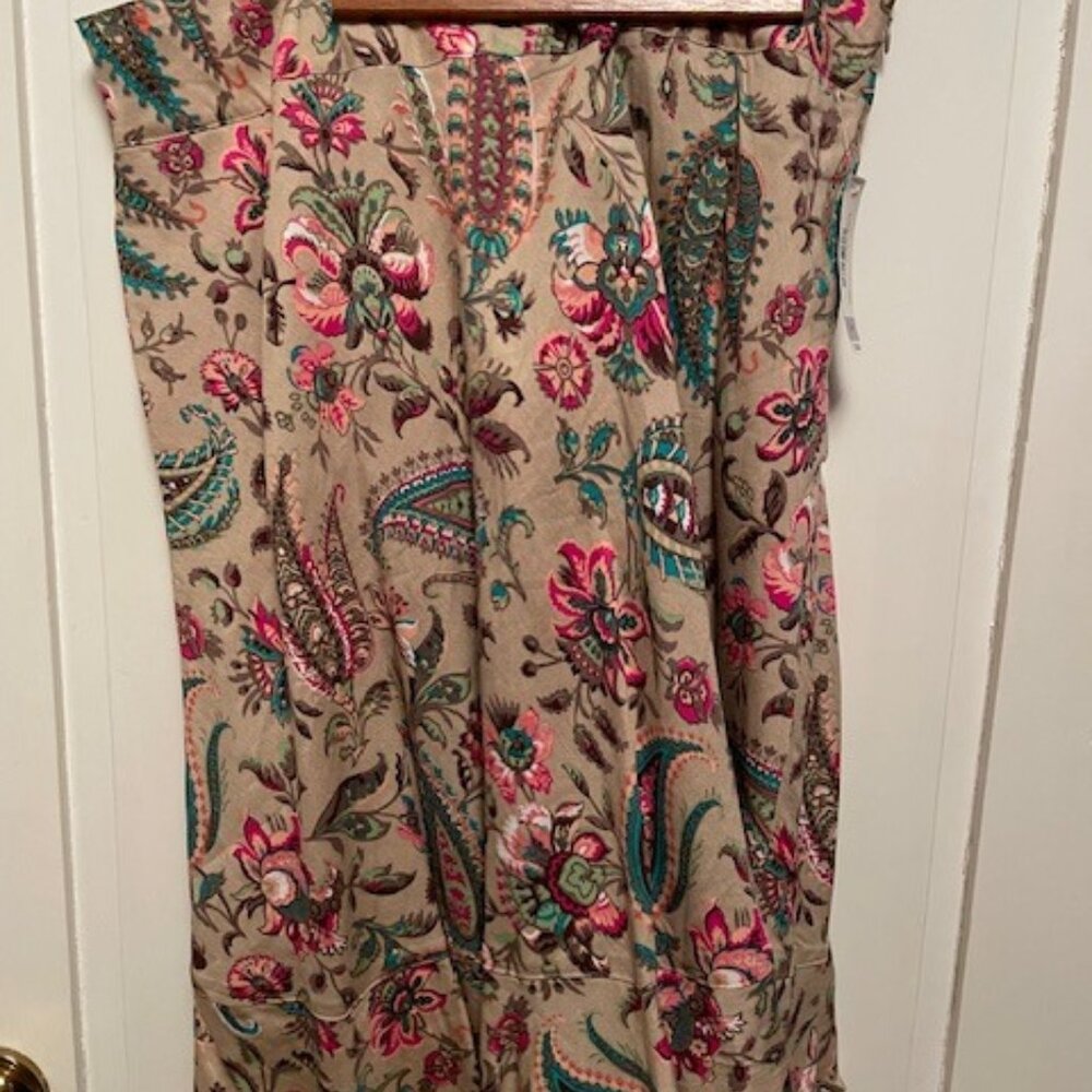 JC Penney Paisley Skirt Sz 14 P East Fifth Ave NWT